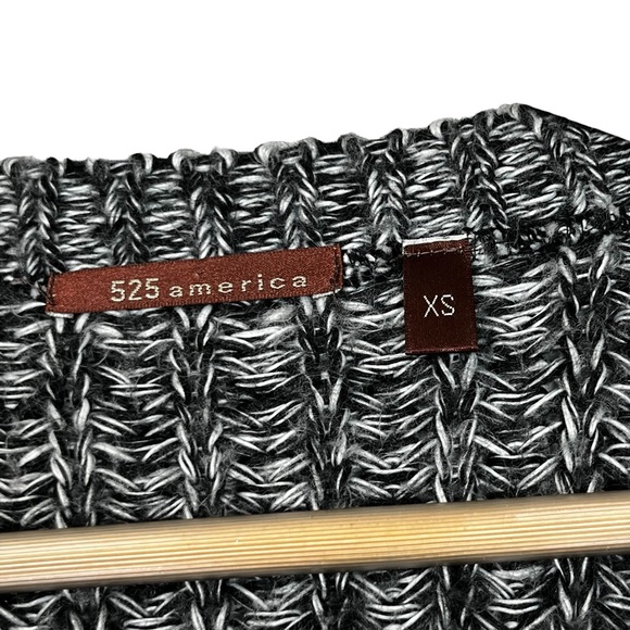 525 American Cropped Chunky Knit Sweater - Picture 7 of 8